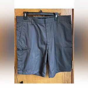 Oobe Dark Gray Men Performance Chino Golf Shorts Size 36 Dress Shorts New